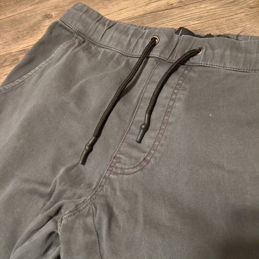 Akademiks joggers - Picture 5 of 6